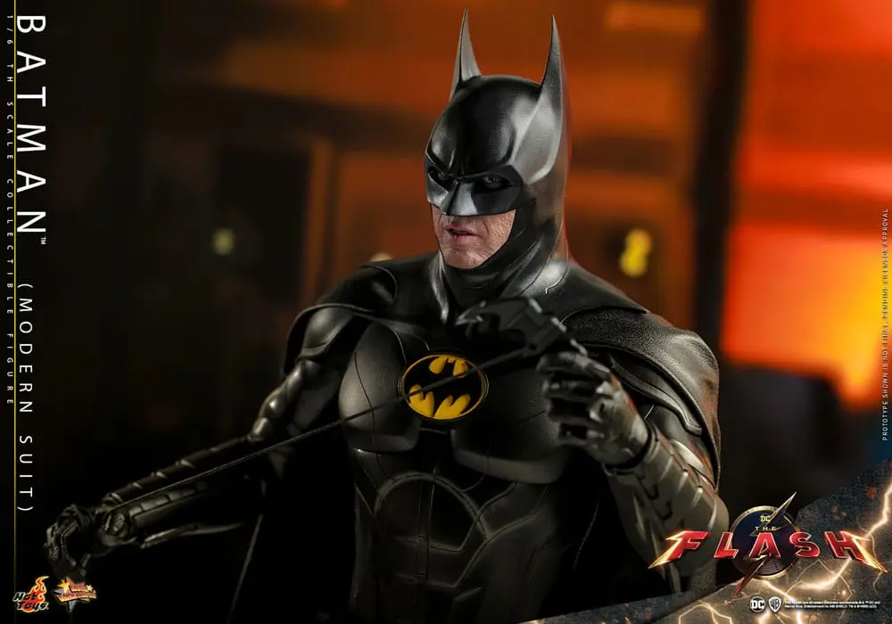 The Flash Movie Masterpiece Actionfigur 1/6 Batman (Modern Suit) 30 cm termékfotó