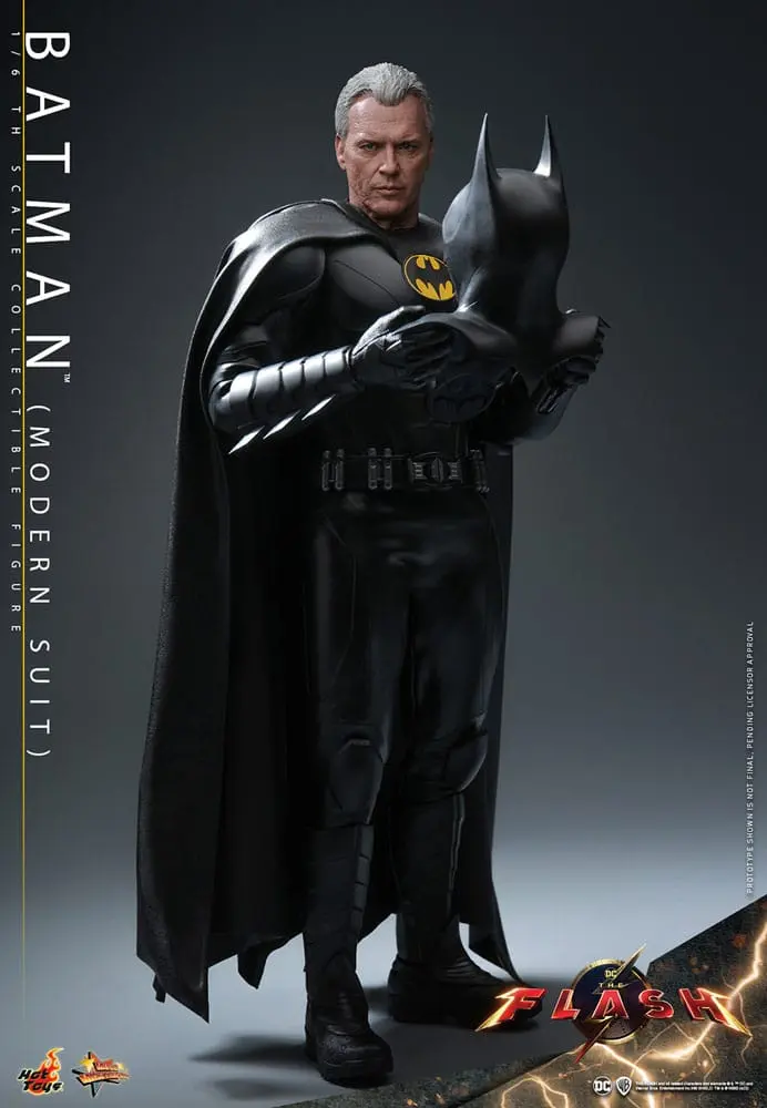 The Flash Movie Masterpiece Actionfigur 1/6 Batman (Modern Suit) 30 cm termékfotó