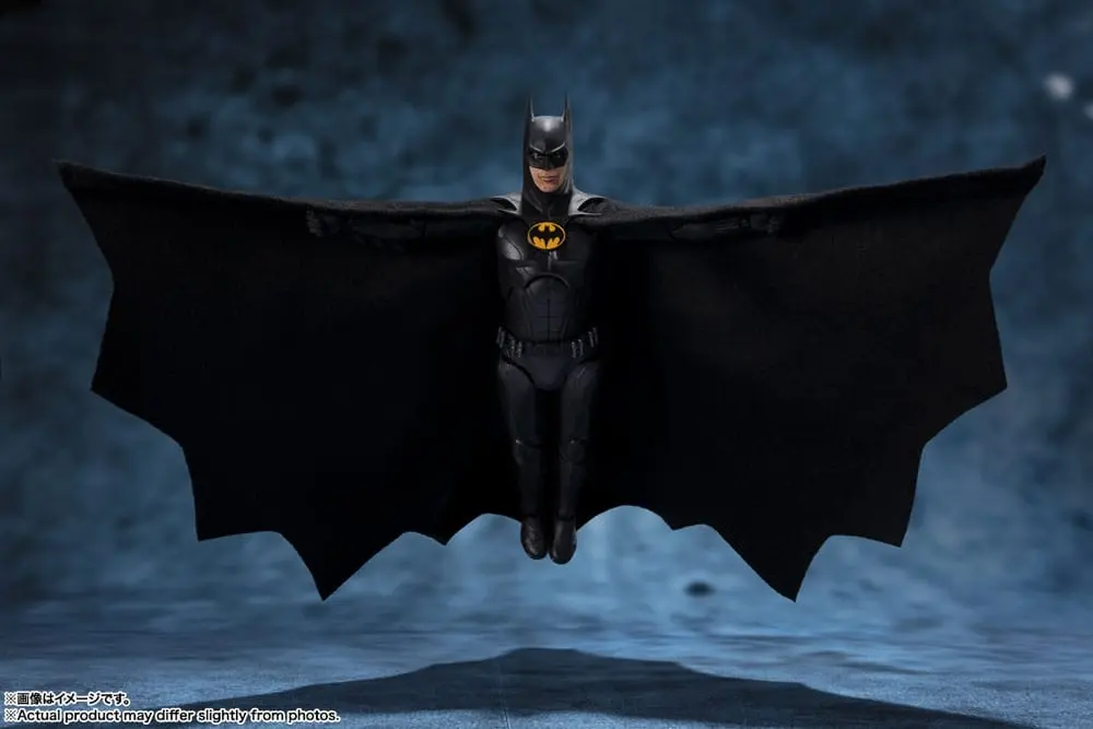 The Flash S.H. Figuarts Actionfigur Batman 15 cm termékfotó