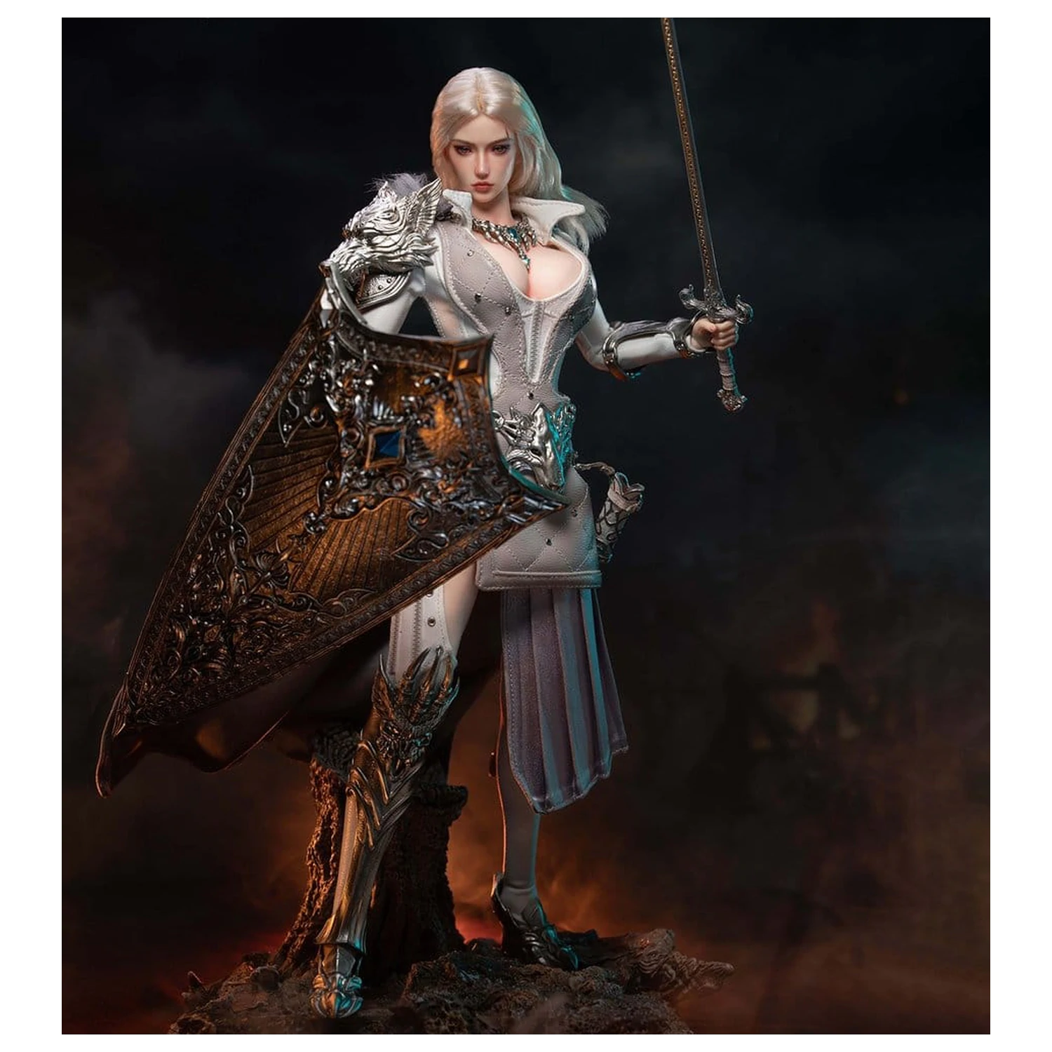 The Girl Under Wolf's Ward Action Figur 1/6 Alina (Silver) 30 cm Produktfoto