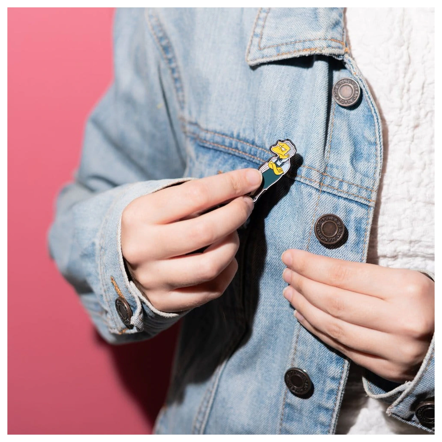 The Simpsons Pin Badges Set von 4 Moe's Tavern Produktfoto