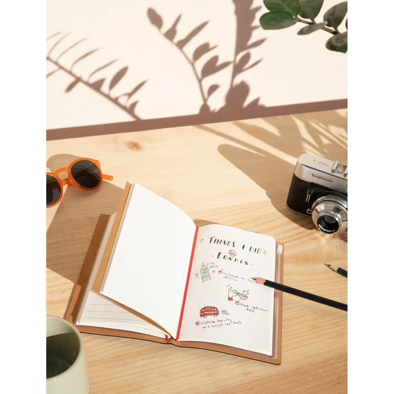 The Witcher Don't Touch Roach Notizbuch Produktfoto