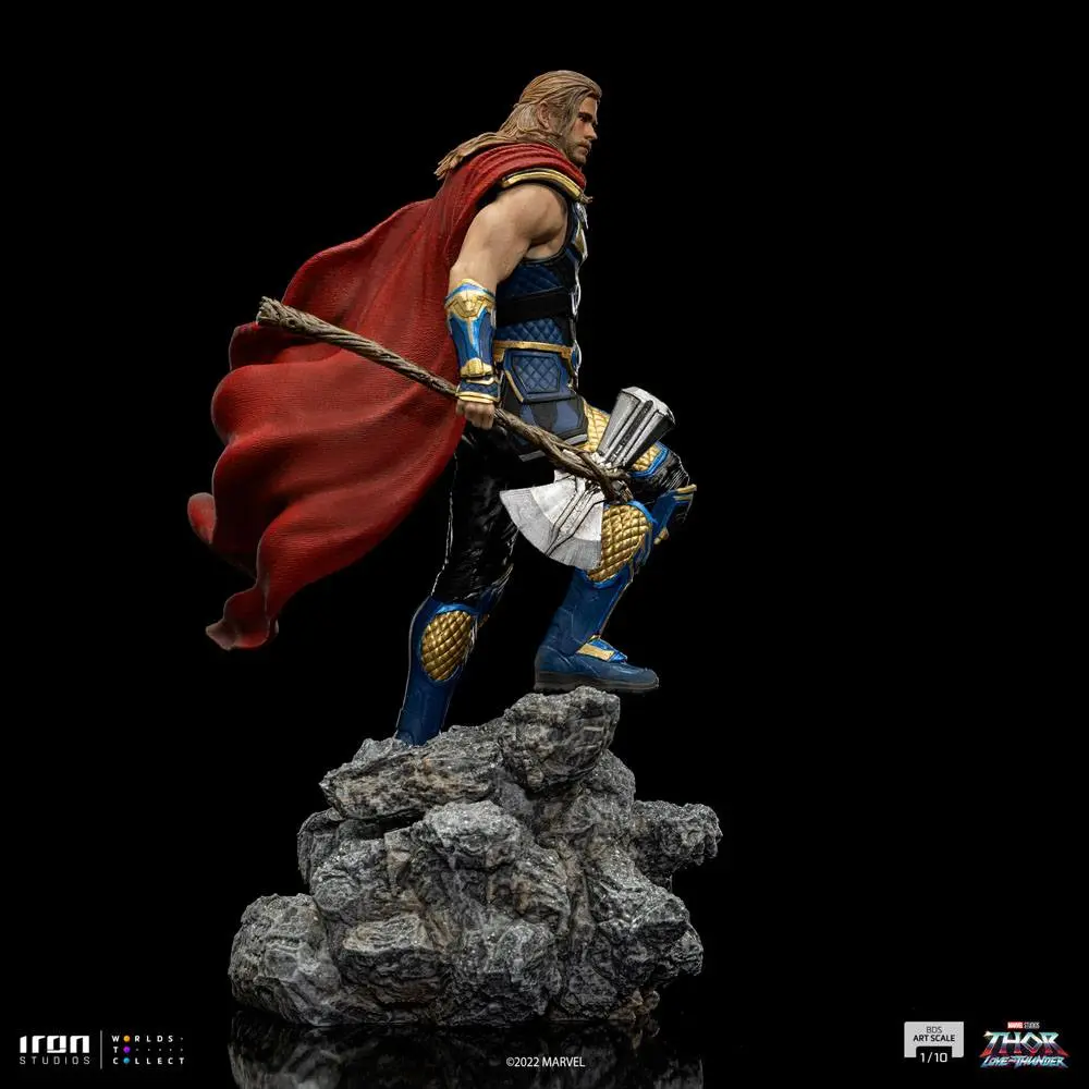 Thor: Love and Thunder BDS Art Scale Statue 1/10 Thor 26 cm termékfotó