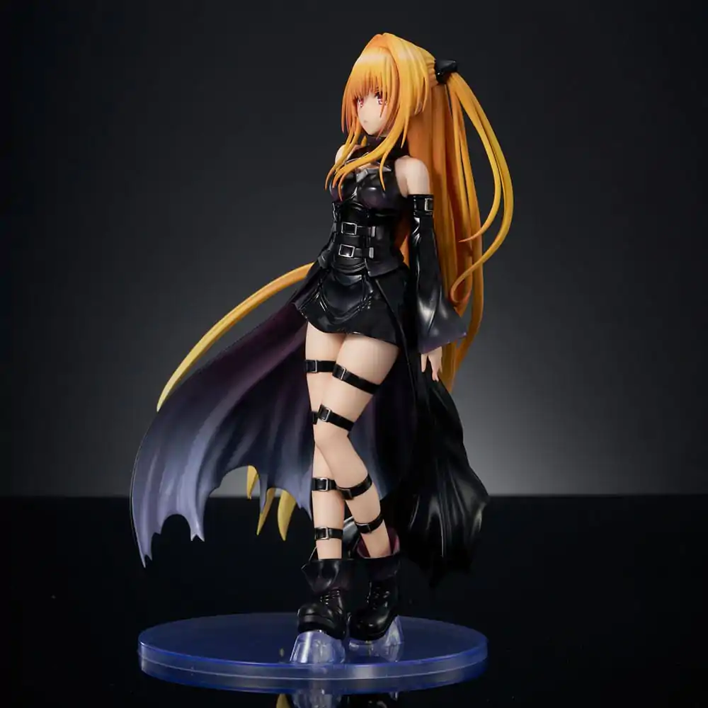 To Love-Ru Darkness PVC Statue 1/6 Golden Darkness Black Trance Version 20 cm Produktfoto