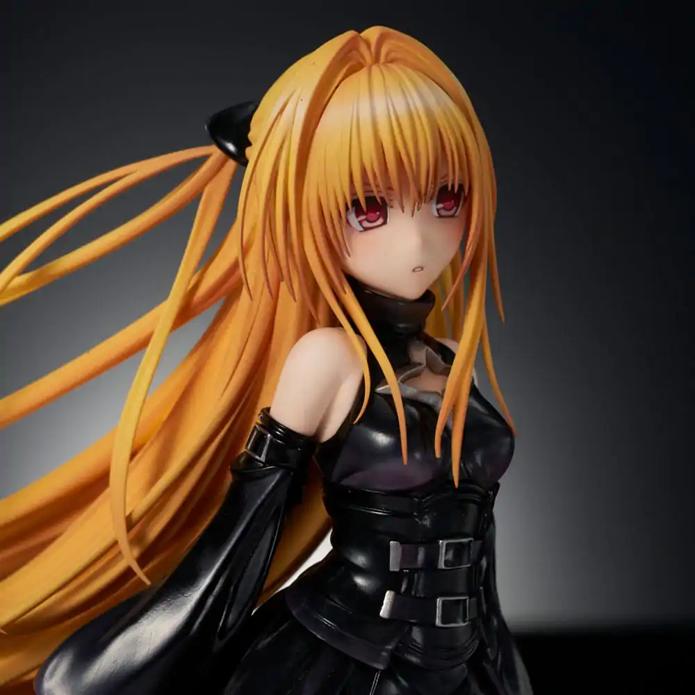 To Love-Ru Darkness PVC Statue 1/6 Golden Darkness Black Trance Version 20 cm Produktfoto