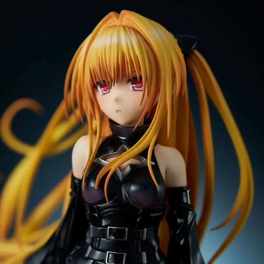To Love-Ru Darkness PVC Statue 1/6 Golden Darkness Black Trance Version 20 cm Produktfoto