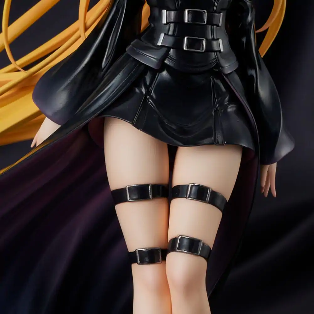 To Love-Ru Darkness PVC Statue 1/6 Golden Darkness Black Trance Version 20 cm Produktfoto
