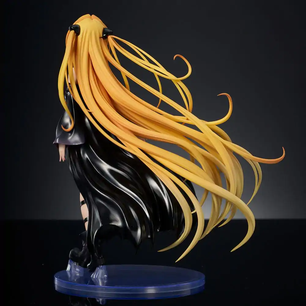 To Love-Ru Darkness PVC Statue 1/6 Golden Darkness Black Trance Version 20 cm Produktfoto