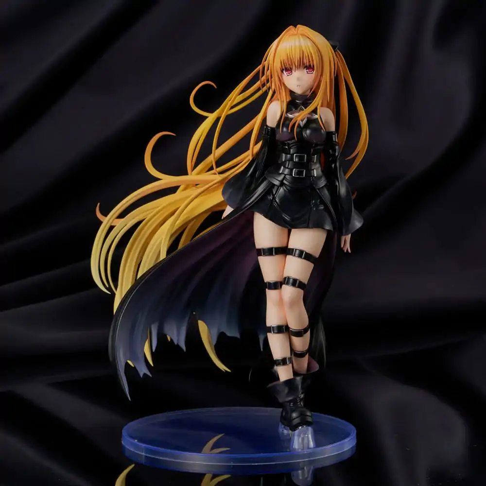 To Love-Ru Darkness PVC Statue 1/6 Golden Darkness Black Trance Version 20 cm Produktfoto