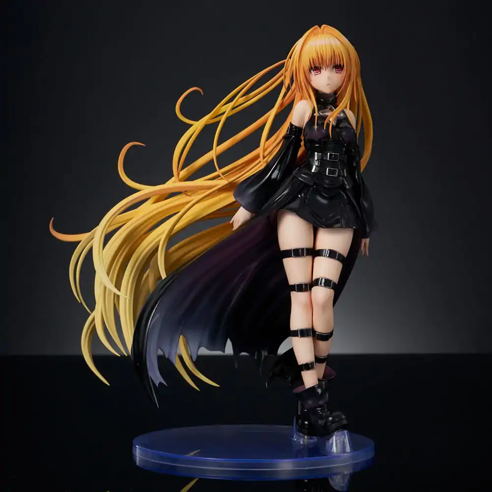 To Love-Ru Darkness PVC Statue 1/6 Golden Darkness Black Trance Version 20 cm Produktfoto