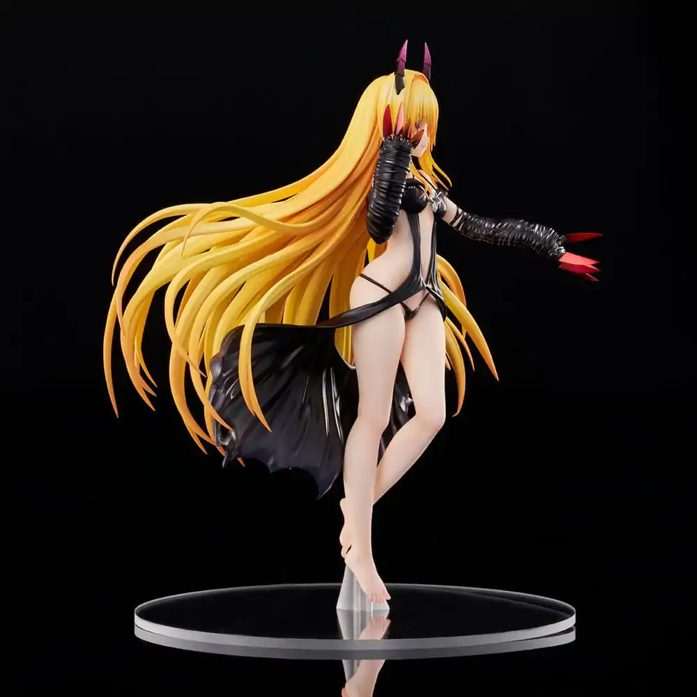 To Love-Ru Darkness PVC Statue 1/6 Golden Darkness Darkness Ver. 30 cm Produktfoto