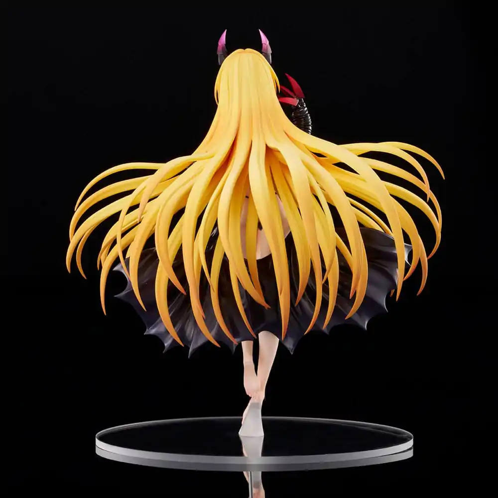 To Love-Ru Darkness PVC Statue 1/6 Golden Darkness Darkness Ver. 30 cm Produktfoto