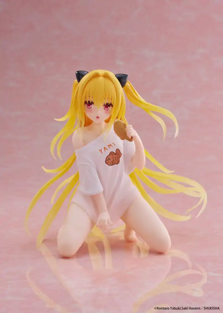 To Love-Ru Darkness PVC Statue Desktop Nette Figur Golden Darkness Roomwear Ver. 13 cm Produktfoto