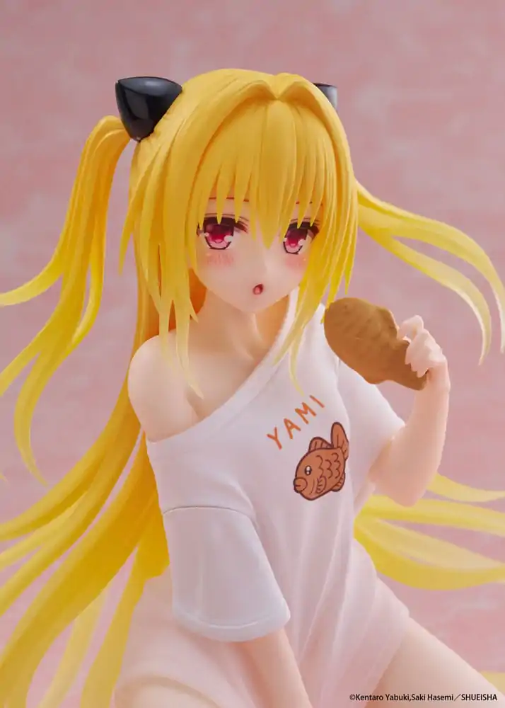 To Love-Ru Darkness PVC Statue Desktop Nette Figur Golden Darkness Roomwear Ver. 13 cm Produktfoto