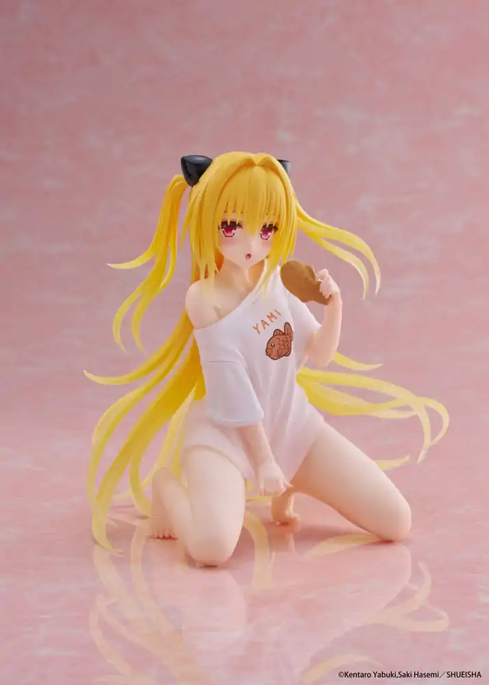 To Love-Ru Darkness PVC Statue Desktop Nette Figur Golden Darkness Roomwear Ver. 13 cm Produktfoto