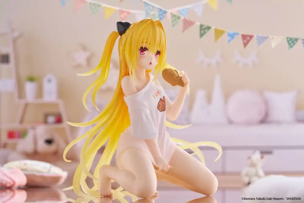 To Love-Ru Darkness PVC Statue Desktop Nette Figur Golden Darkness Roomwear Ver. 13 cm Produktfoto