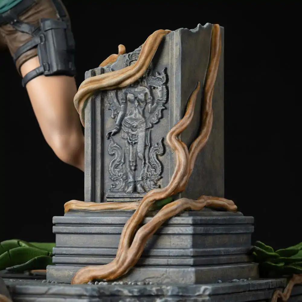 Tomb Raider PVC Statue Lara Croft 24 cm termékfotó