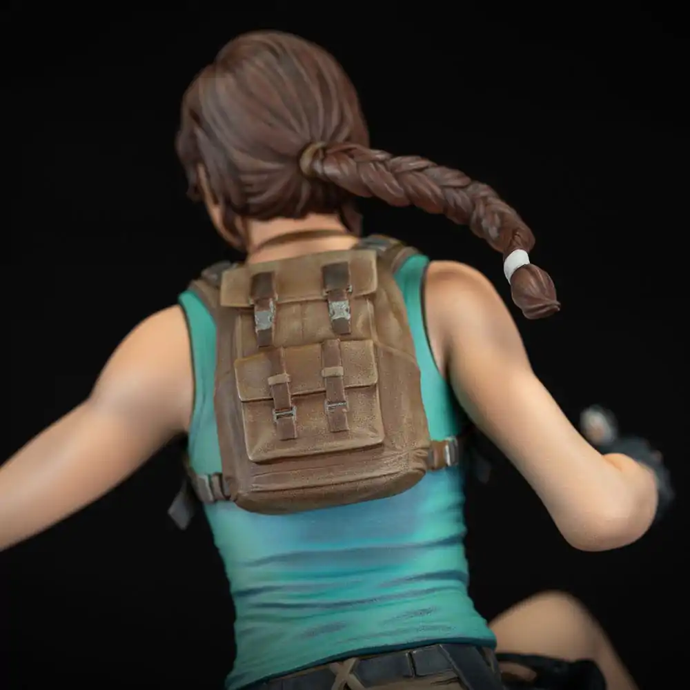 Tomb Raider PVC Statue Lara Croft 24 cm termékfotó