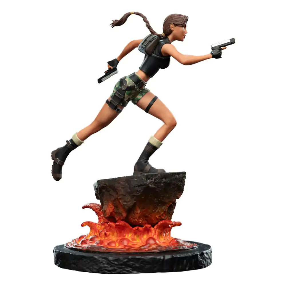 Tomb Raider Mini Statue Lara Croft: The Sanctuary of Flame 18 cm Produktfoto