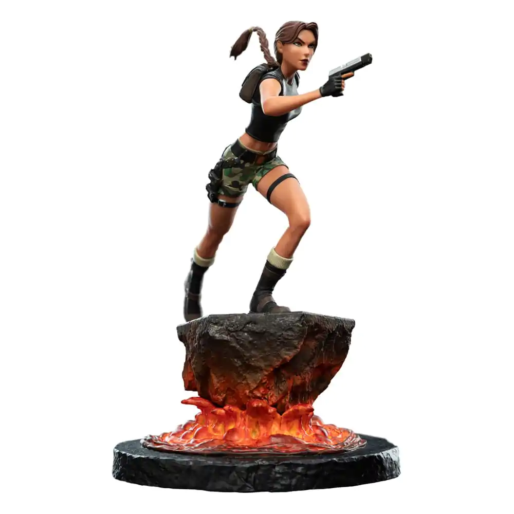 Tomb Raider Mini Statue Lara Croft: The Sanctuary of Flame 18 cm Produktfoto