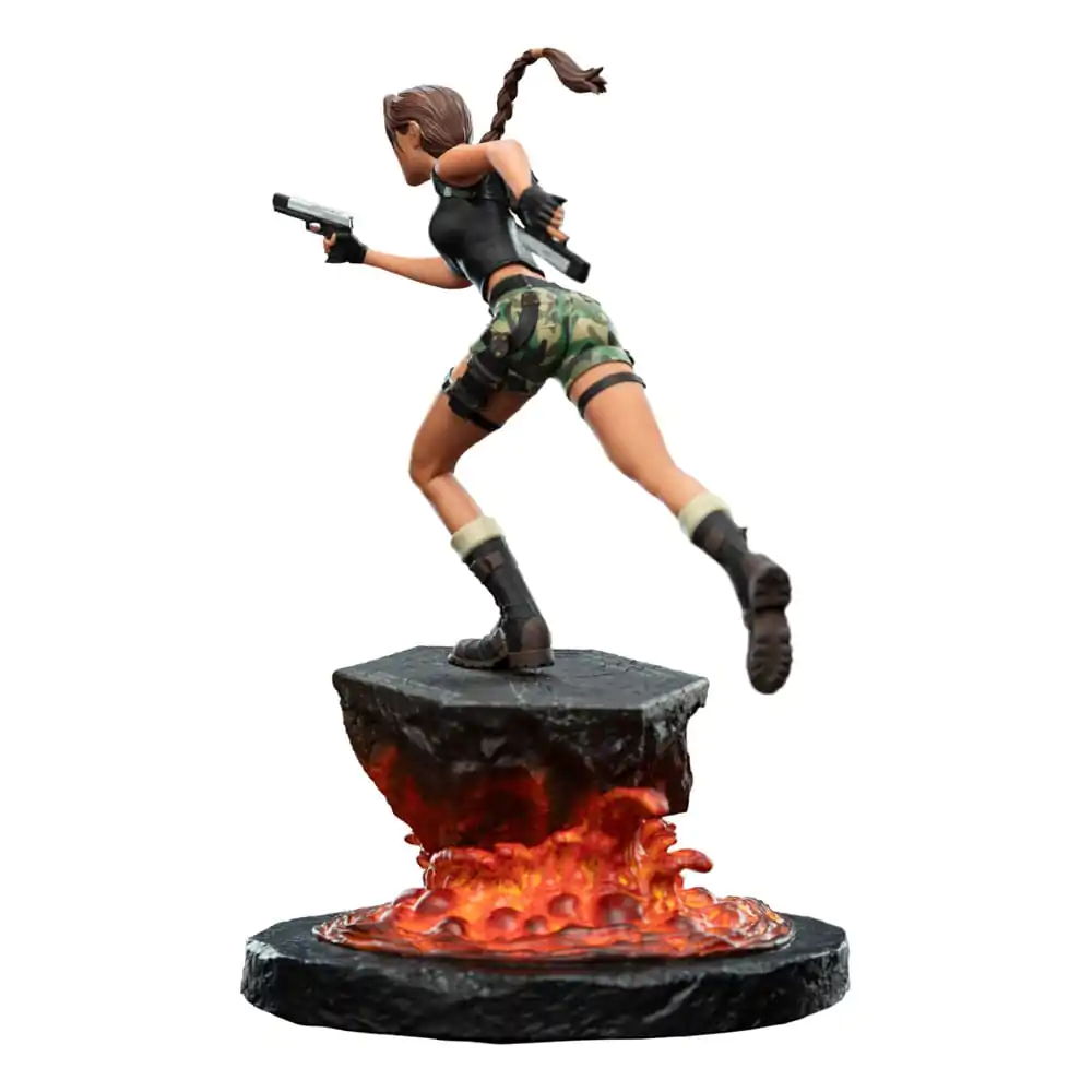 Tomb Raider Mini Statue Lara Croft: The Sanctuary of Flame 18 cm Produktfoto