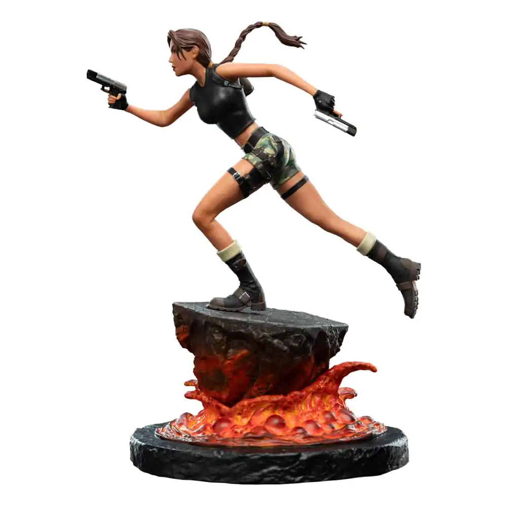 Tomb Raider Mini Statue Lara Croft: The Sanctuary of Flame 18 cm Produktfoto