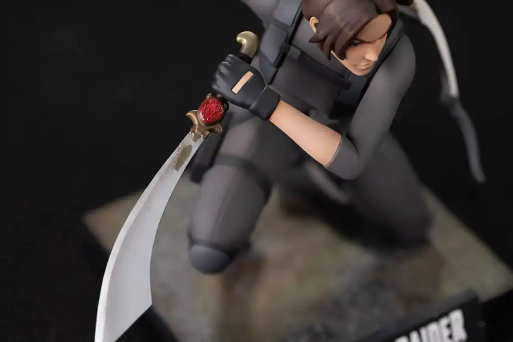 Tomb Raider PVC-Statue The Legend of Lara Croft 19 cm Produktfoto
