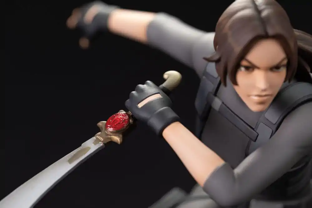 Tomb Raider PVC-Statue The Legend of Lara Croft 19 cm Produktfoto