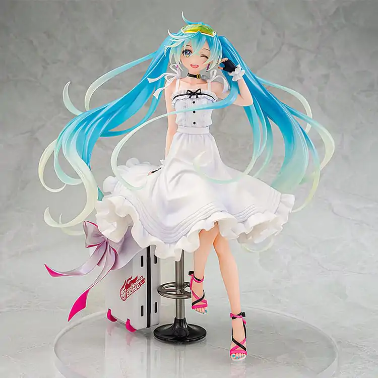 Hatsune Miku GT Project Original PVC Statue 1/7 Vacation Style Ver. 24 cm Produktfoto