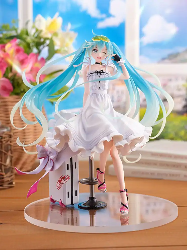 Hatsune Miku GT Project Original PVC Statue 1/7 Vacation Style Ver. 24 cm Produktfoto