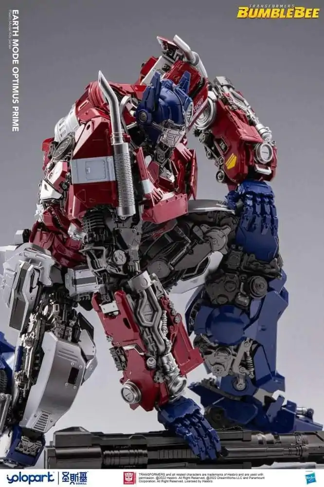 Transformers Bumblebee Plastic Model Kit Earth mode Optimus Prime 30 cm Produktfoto