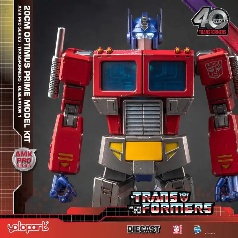 Transformers: Generation One AMK Pro Series Plastic Model Kit Optimus Prime 20 cm termékfotó