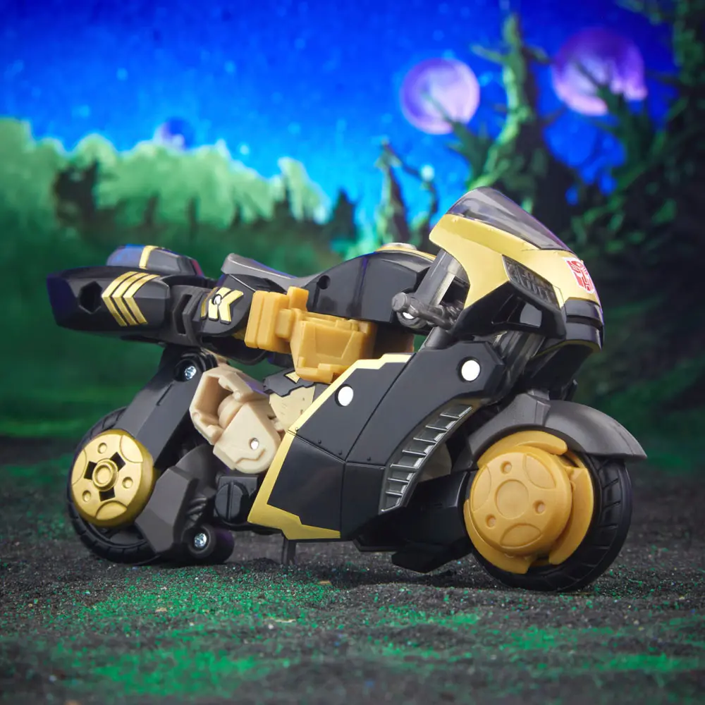 Transformers Generations Legacy Evolution Deluxe Class Actionfigur Animated Universe Prowl 14 cm Produktfoto