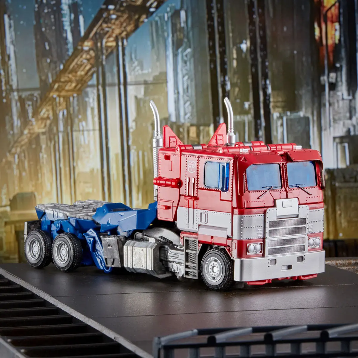 Transformers Move Masterpiece Bumblebee Optimus Prime 27 cm Produktfoto