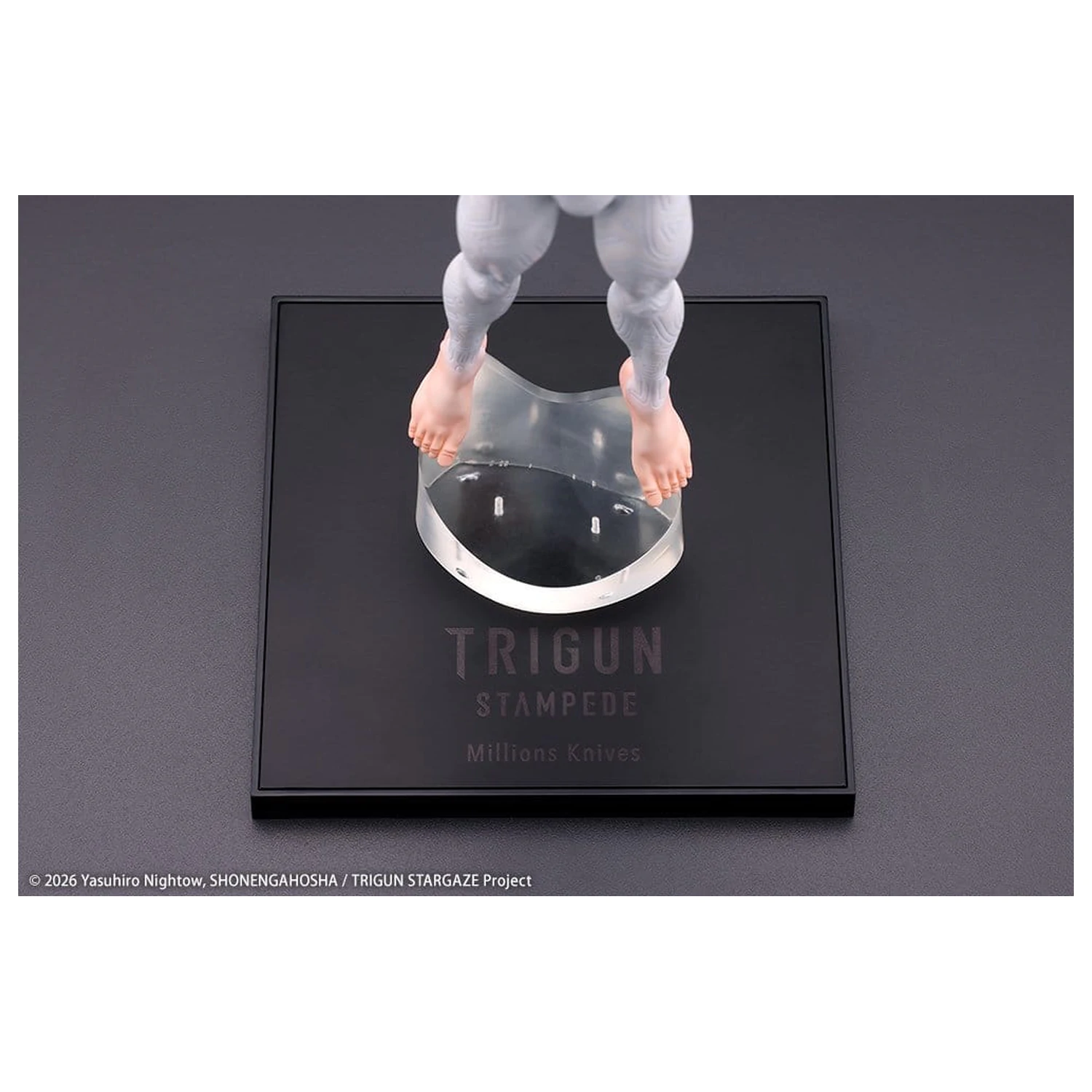 Trigun Oshi Works PVC Figur 1/8 Millions Knives 27 cm Produktfoto