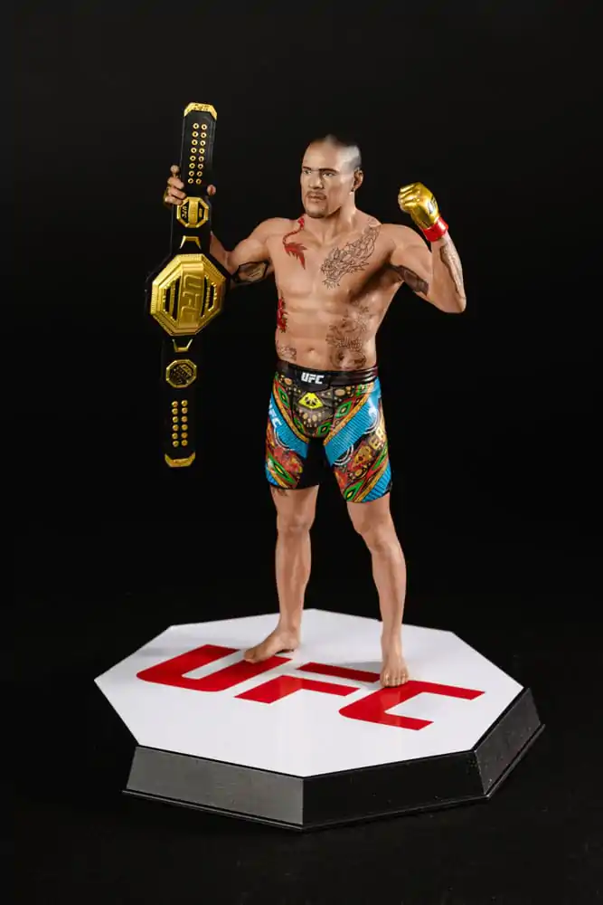 UFC Posed PVC Statue Alex Pereira 18 cm Produktfoto