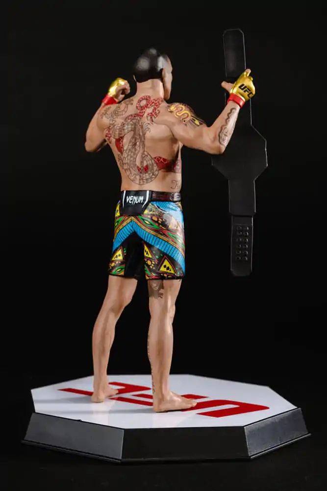 UFC Posed PVC Statue Alex Pereira 18 cm Produktfoto