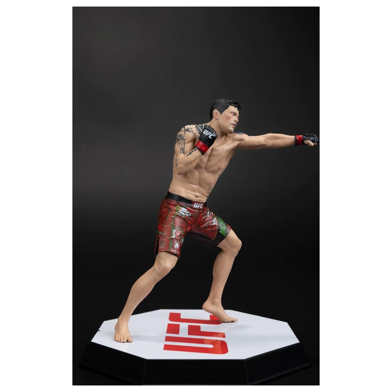 UFC Posed PVC Statue Brandon Moreno 16 cm Produktfoto