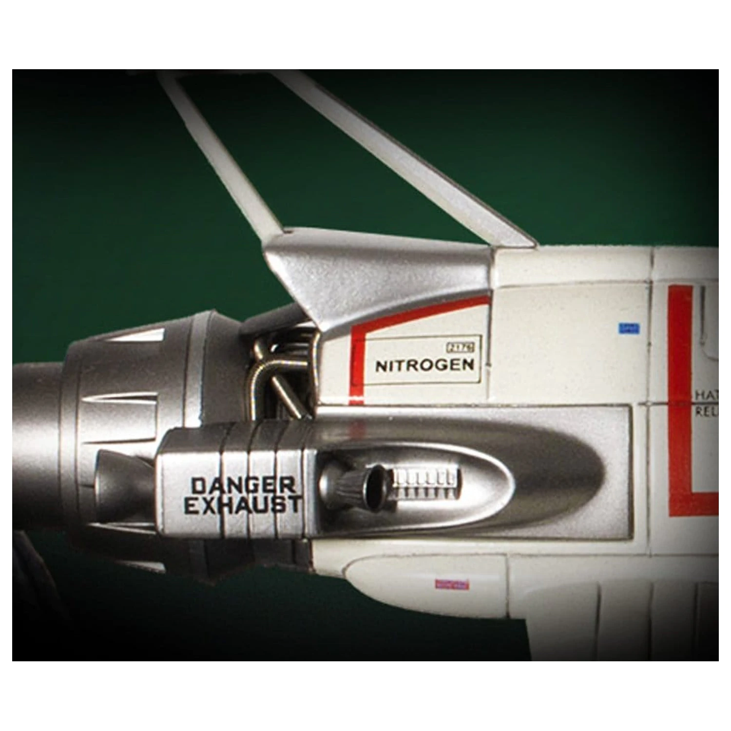 UFO Deluxe Die-Cast Nachbildung Interceptor 18 cm Produktfoto