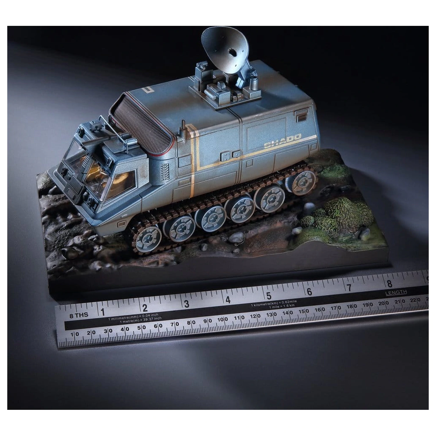 UFO Druckguss Modell S.H.A.D.O. Mobil (mit Radar) 17 cm Produktfoto