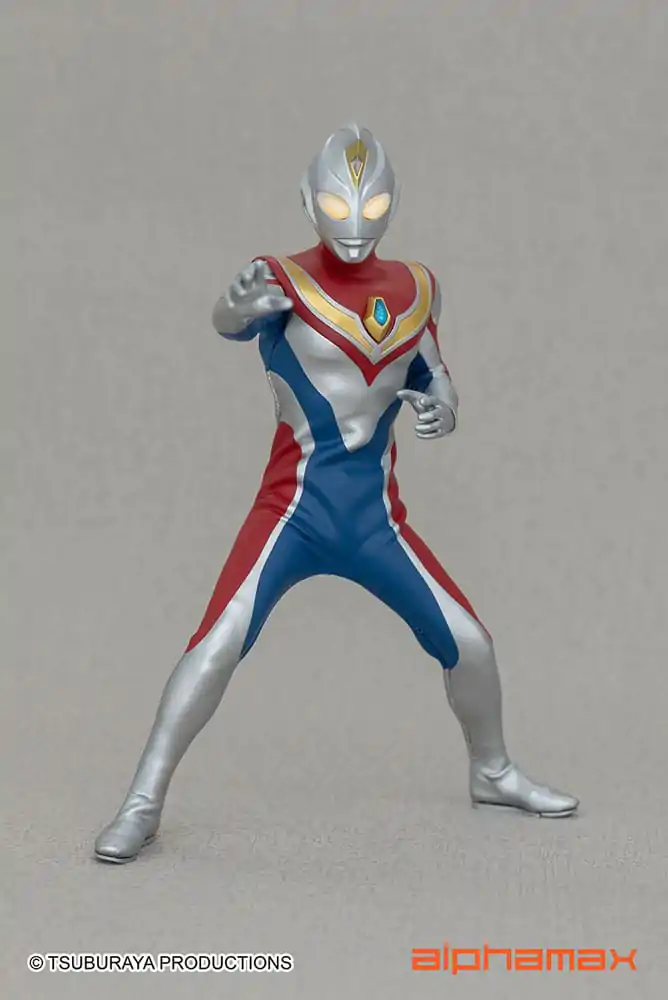 Ultraman Actionfigur mit Leuchtfunktion Dyna 16 cm Produktfoto