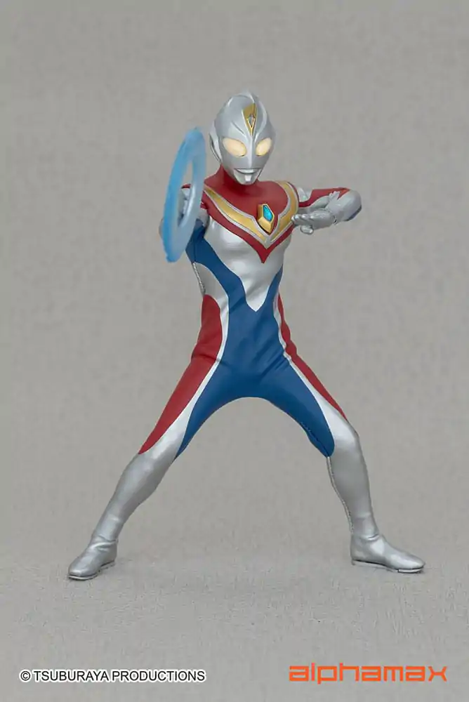 Ultraman Actionfigur mit Leuchtfunktion Dyna 16 cm Produktfoto