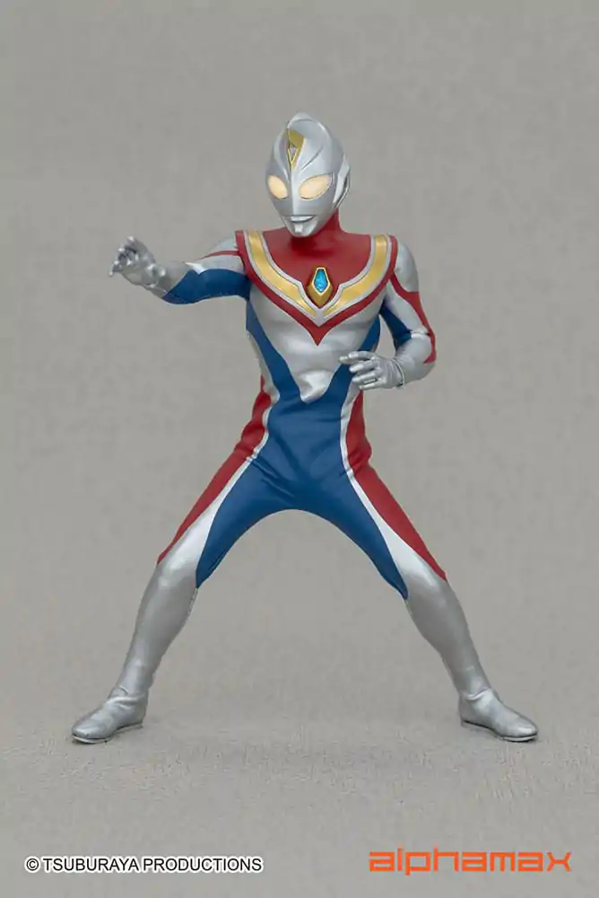 Ultraman Actionfigur mit Leuchtfunktion Dyna 16 cm Produktfoto