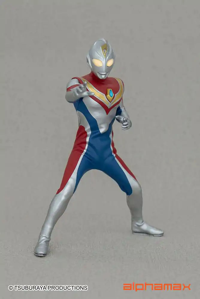 Ultraman Actionfigur mit Leuchtfunktion Dyna 16 cm Produktfoto