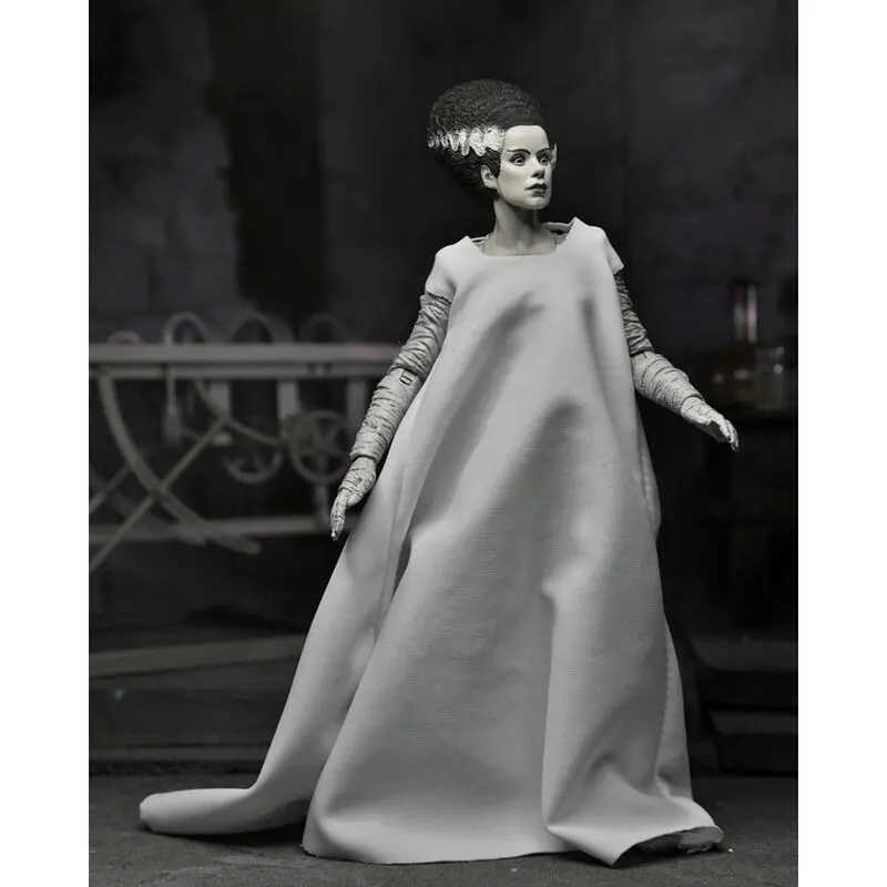 Universal Monsters Actionfigur Ultimate Bride of Frankenstein (Black & White) 18 cm termékfotó