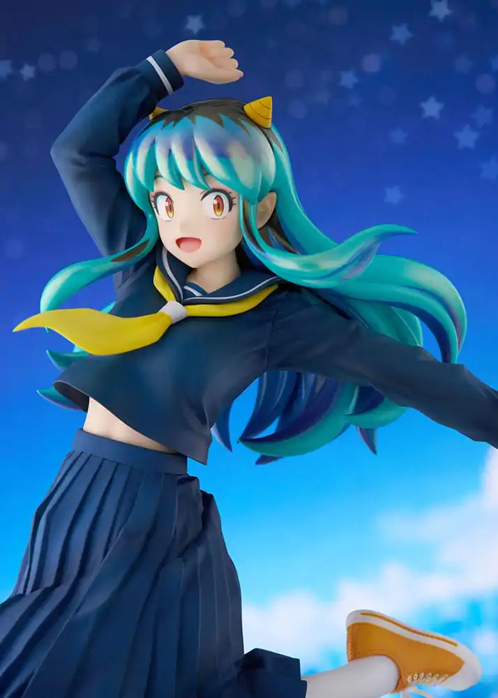 Urusei Yatsura Statue PVC 1/7 Lum Uniform Ver. 28 cm termékfotó