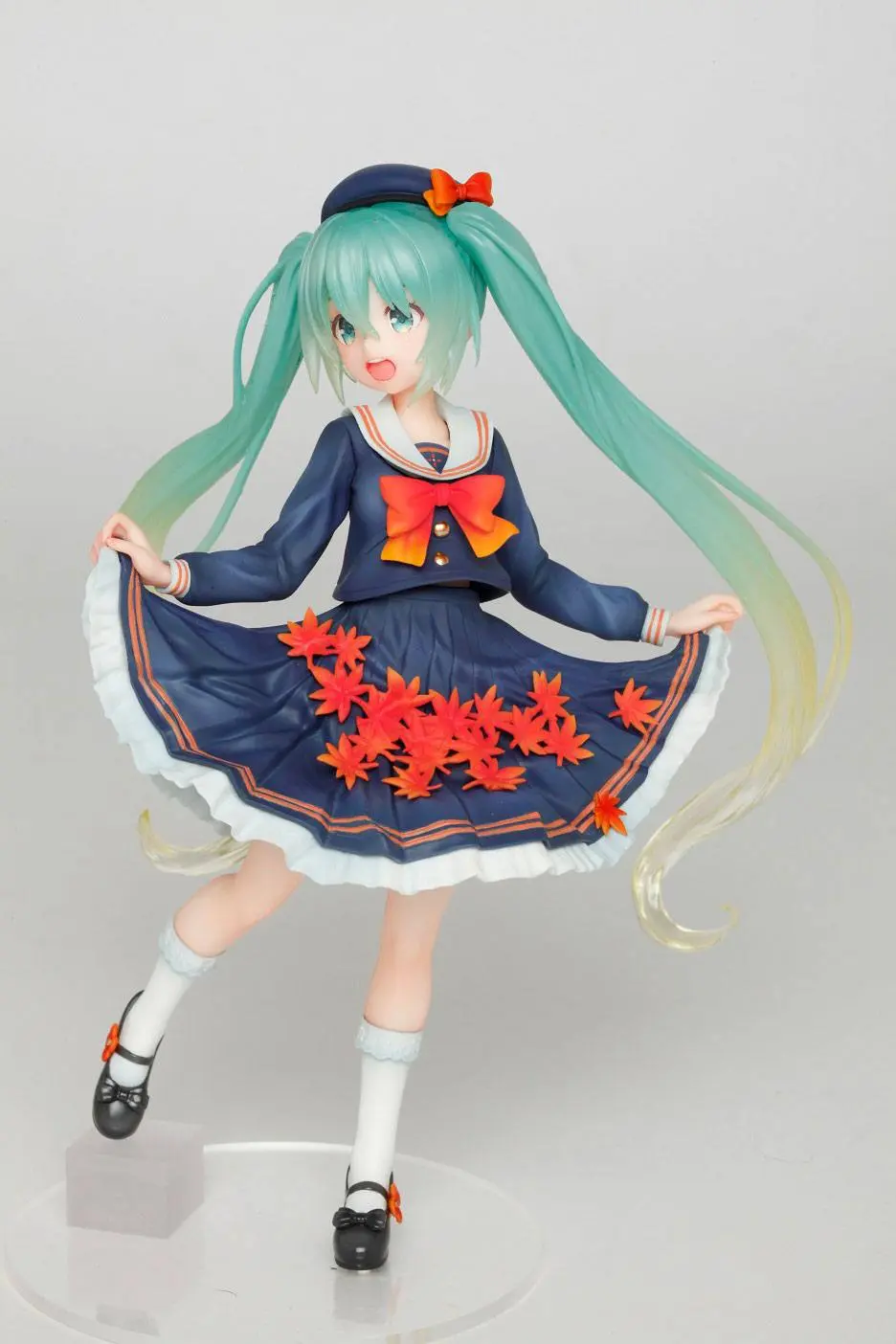 Vocaloid PVC Statue Hatsune Miku 3rd Season Autumn Ver. (re-sales) 18 cm Produktfoto