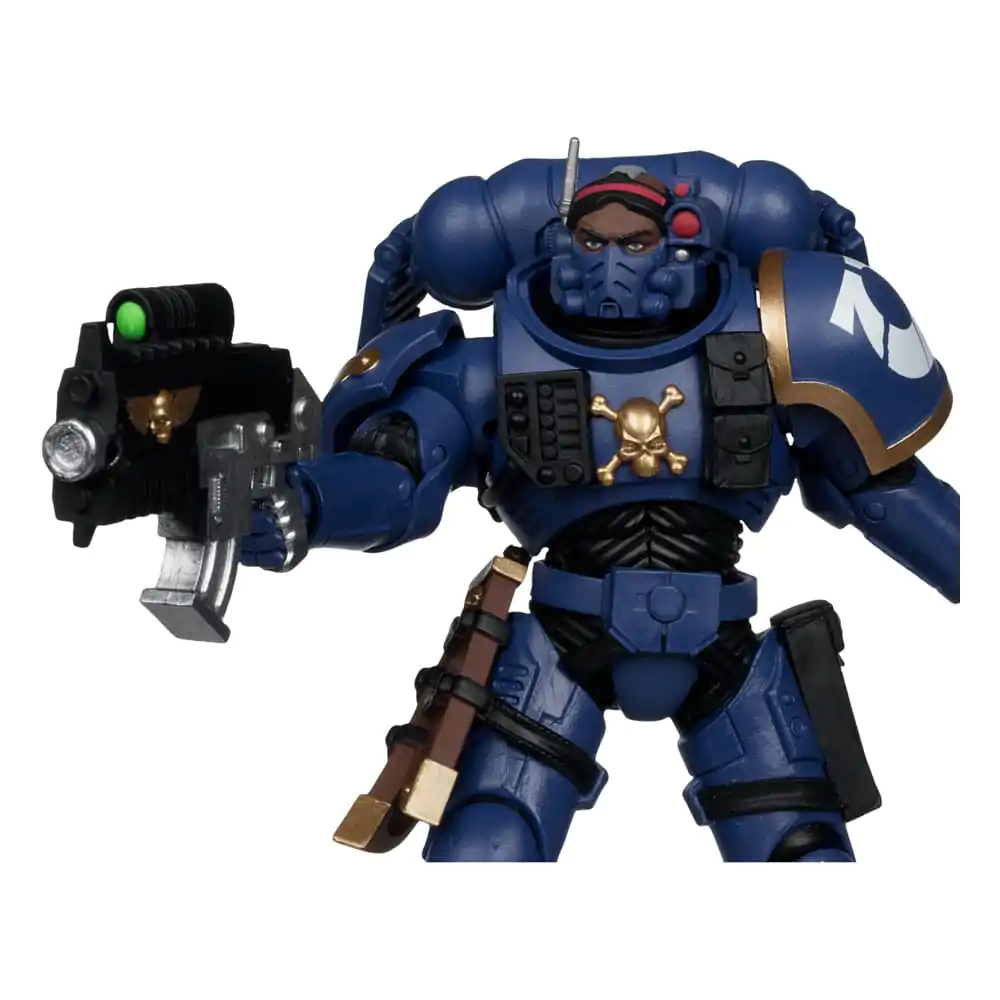 Warhammer 40,000 Actionfigur Lieutenant in Phobos Armor (Ultramarines) 18 cm Produktfoto