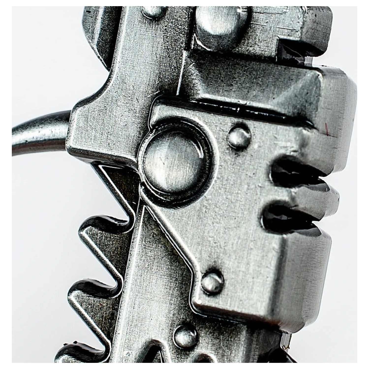 Warhammer 40,000 Flaschenöffner Chaos Chainsword Produktfoto
