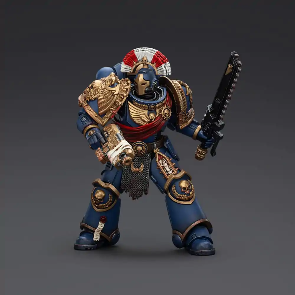 Warhammer 40,000: Space Marine 2 Action-Figur Ultramarines Relic Secundus Armour 20 cm Produktfoto